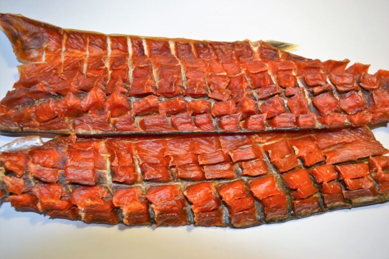 Красная рыба, Камчатка.jpg