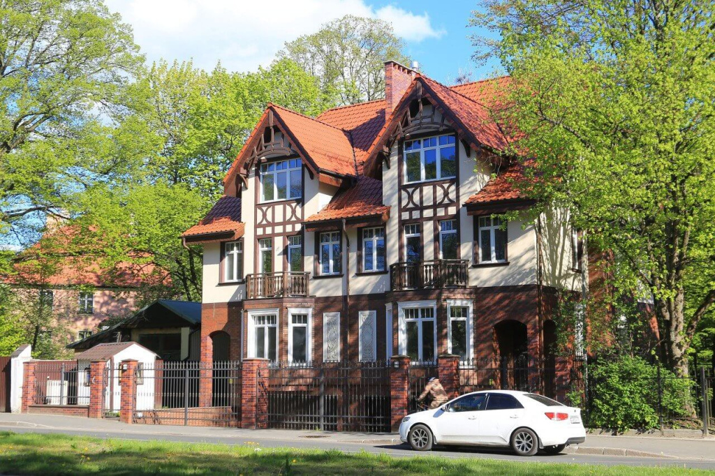 7. район старых немецких вилл Амалиенау.jpg