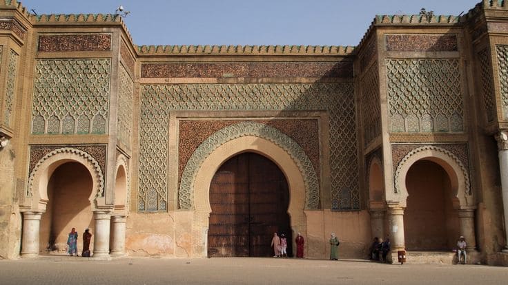 Ворота Баб Мансур – символ имперского величия.jpg