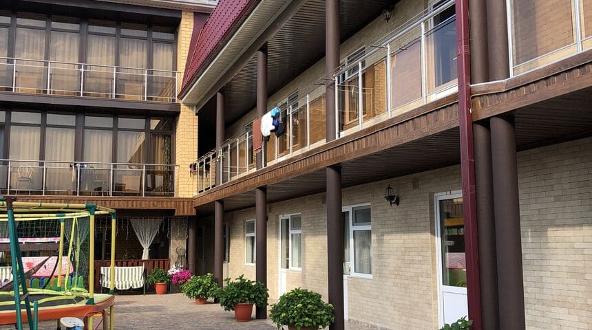 Гостевой дом Гранат в Джемете, Анапа- номера.jpeg