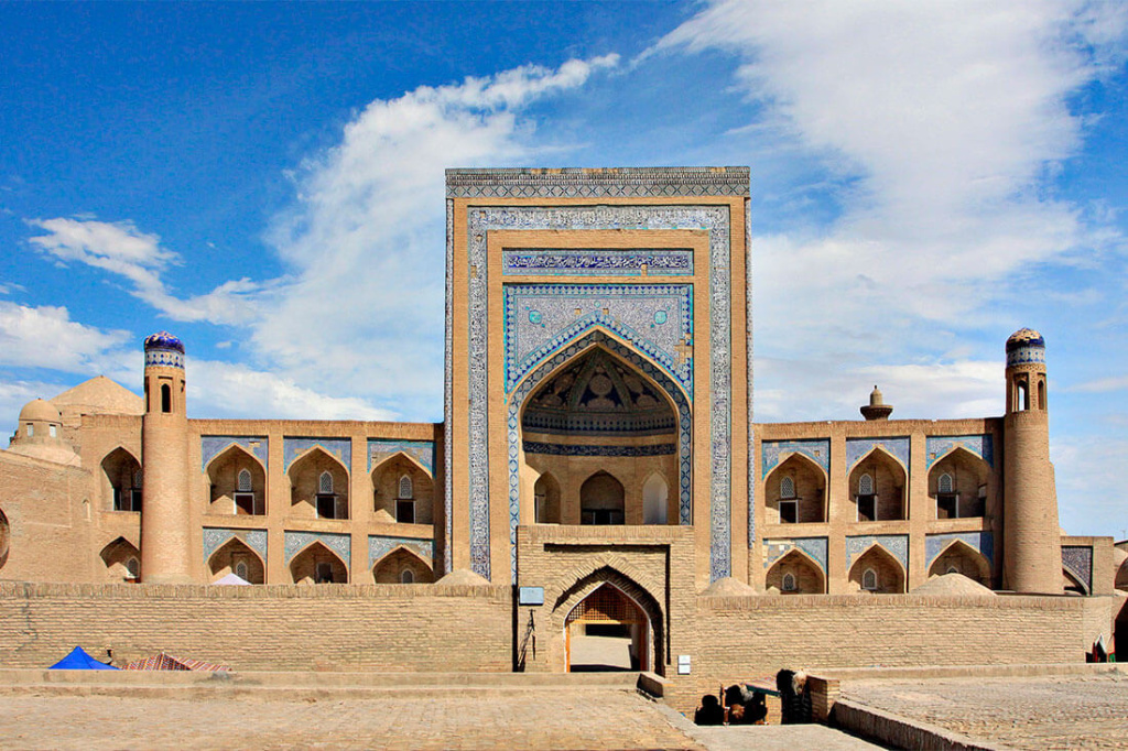 День 6 медресе Алла Кули-хана 11.jpg День 6 медресе Алла Кули-хана 11.jpg