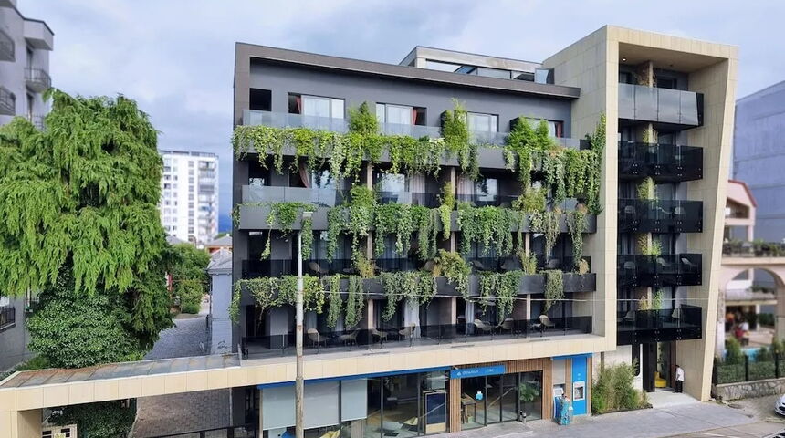 Отель Bamboo Garden вид сбоку.jpg