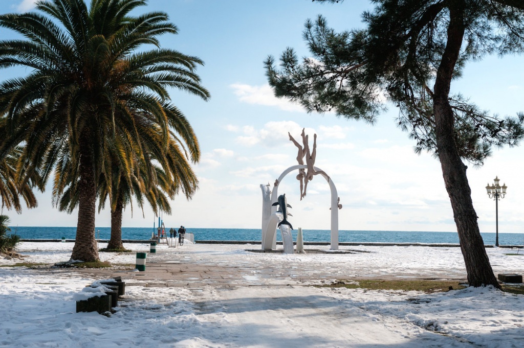 озеро пицунде.jpg