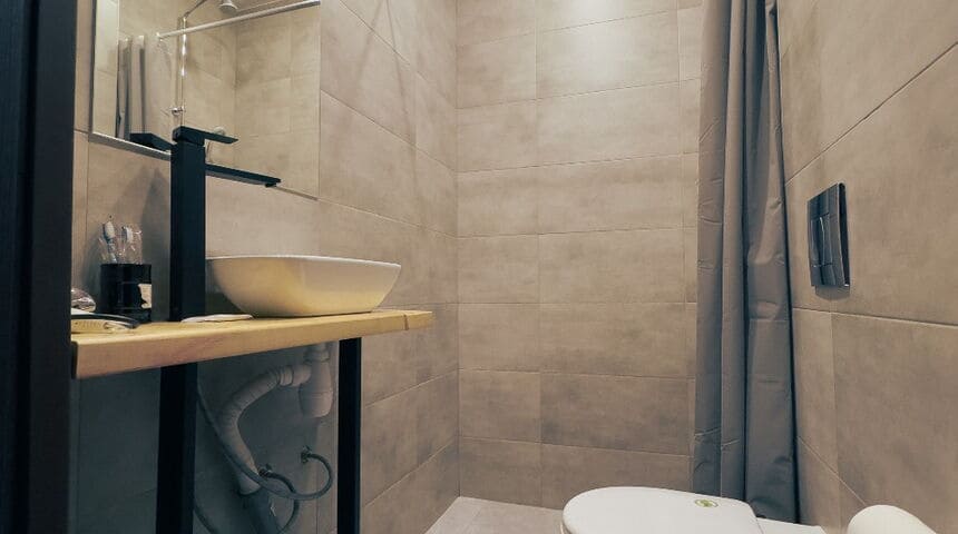 Гостиница Морриса в Сортавале- санузед.jpg