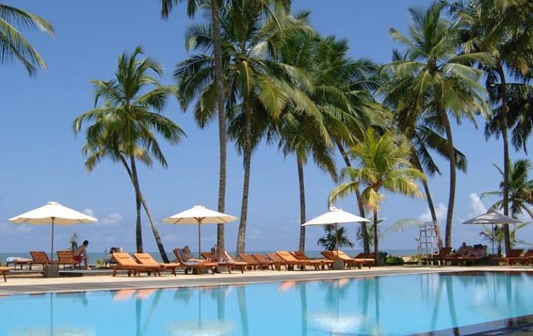 Avani Kalutara 4 (ex. Kani Lanka Resort & Spa) бассейн сбоку.jpg Avani Kalutara 4 (ex. Kani Lanka Resort & Spa) бассейн сбоку.jpg