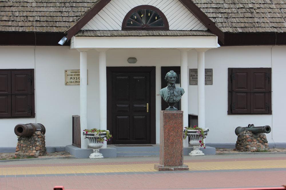 Усадебный дом Суворова.jpg Усадебный дом Суворова.jpg