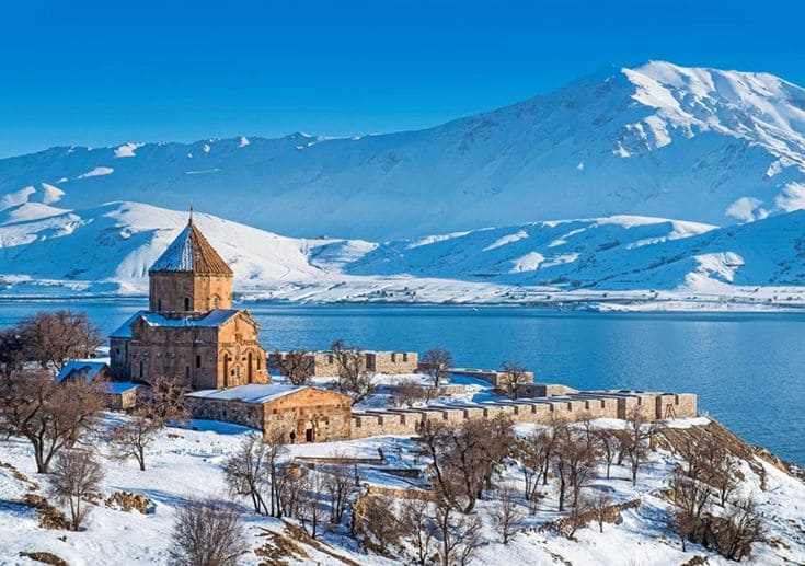 озера Севан зима.jpg