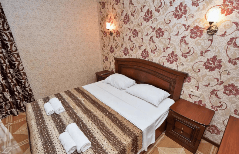 Гостевой дом Achilles Palace номер с двуспальной кроватью 2.png