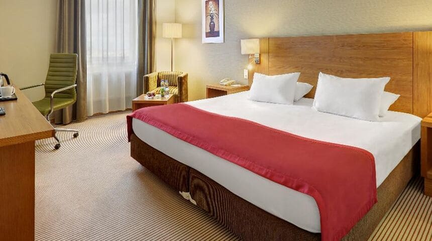 Отель Сущевский номер с двуспальной кроватью.jpg