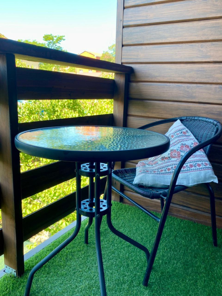 Гостевой дом Терраса-столик в отеле.jpg Гостевой дом Терраса-столик в отеле.jpg