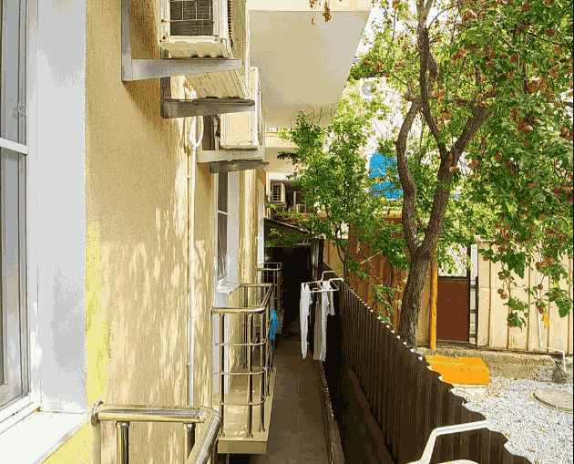 Гостевой дом Александрия на Добской-боковой вид с балкона_24.png