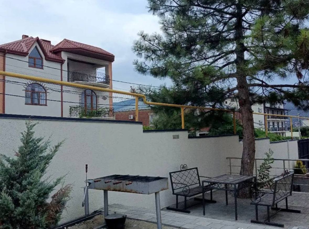 Гостевой дом Амина - вид на горы.jpg