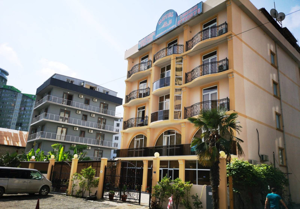 Отель Евразия, Батуми.jpg