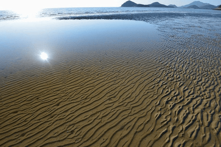 Зеркальный пляж – природный феномен.png