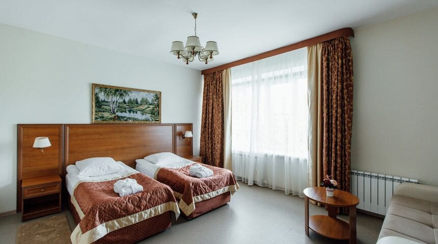 Номер в гостинице с 2-мя раздельными кроватями, красивый номер.jpg