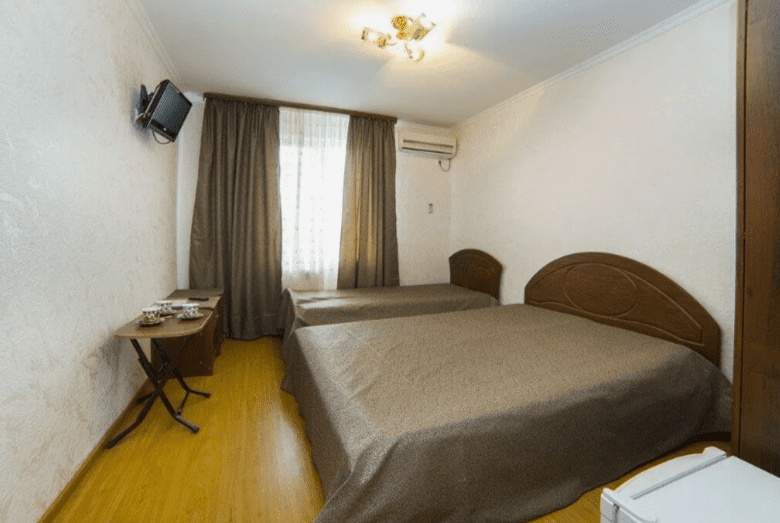 Отель Руслан в Гаграх вид наномере трпл.png