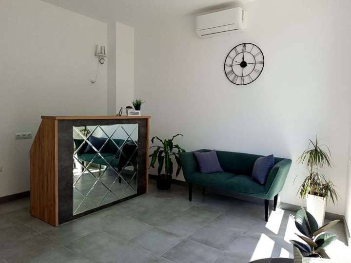 Гостевой дом Амина - ресепшен.jpg