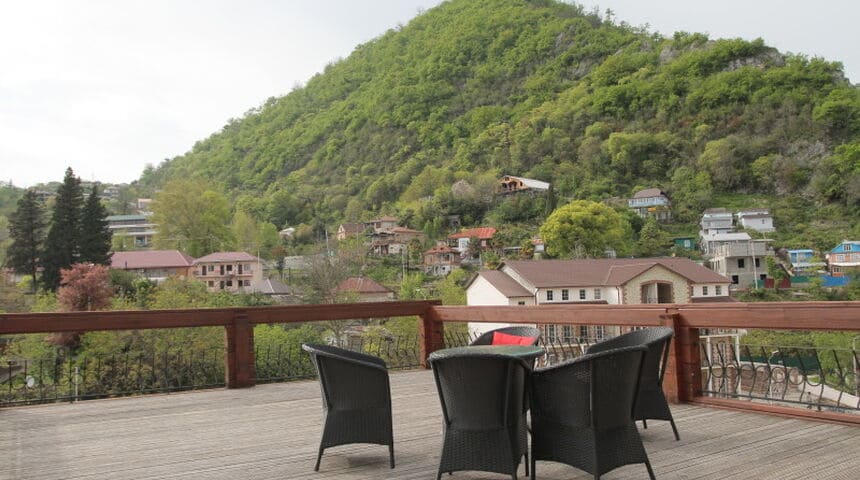 Отель Грифон, вид с отеля.jpg