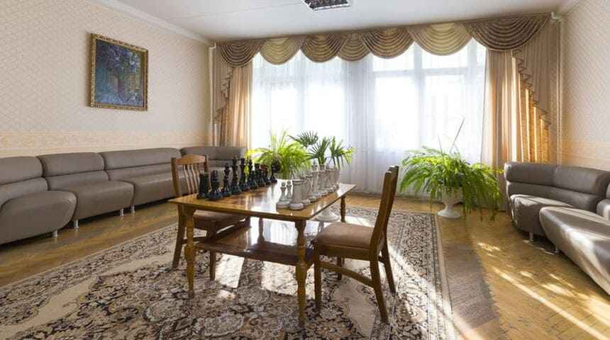 Санаторий имени Анджиевского, город Ессентуки - шахматы.jpg