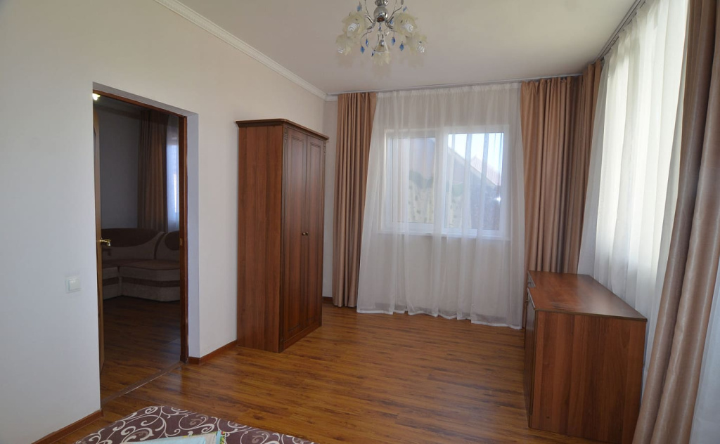 ГД Троя Лазаревское бассйен номер.jpg