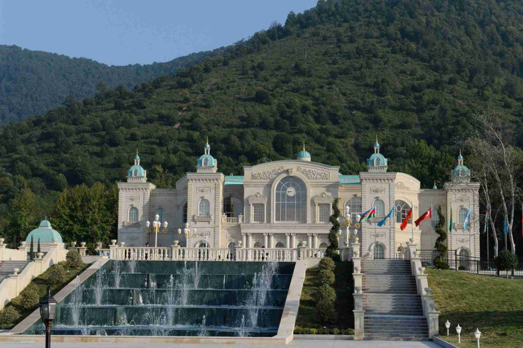 Габала, Азербайджан.jpg