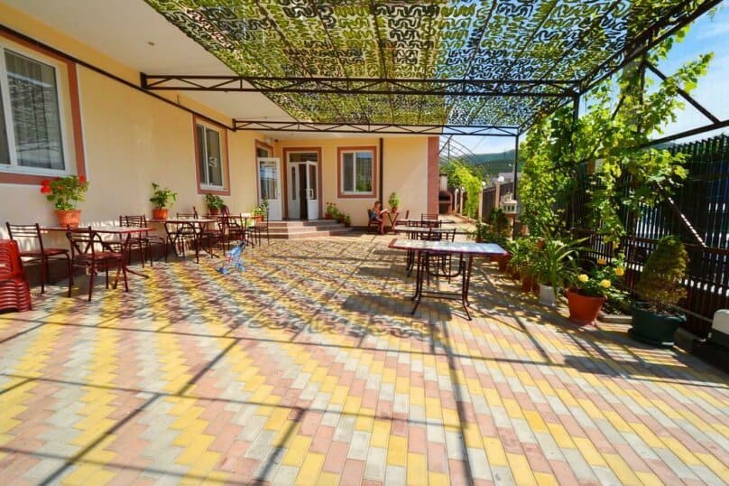 Отель София , Каюардинка- вход в отель.jpeg Отель София , Каюардинка- вход в отель.jpeg