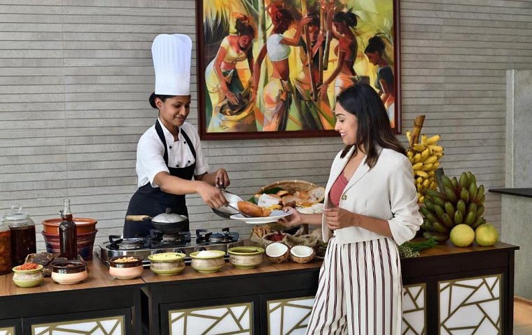 Sheraton Kosgoda Turtle Beach Resort 5 ресторан.jpg