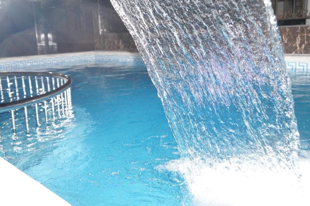 бассейн-водопадик.jpg бассейн-водопадик.jpg