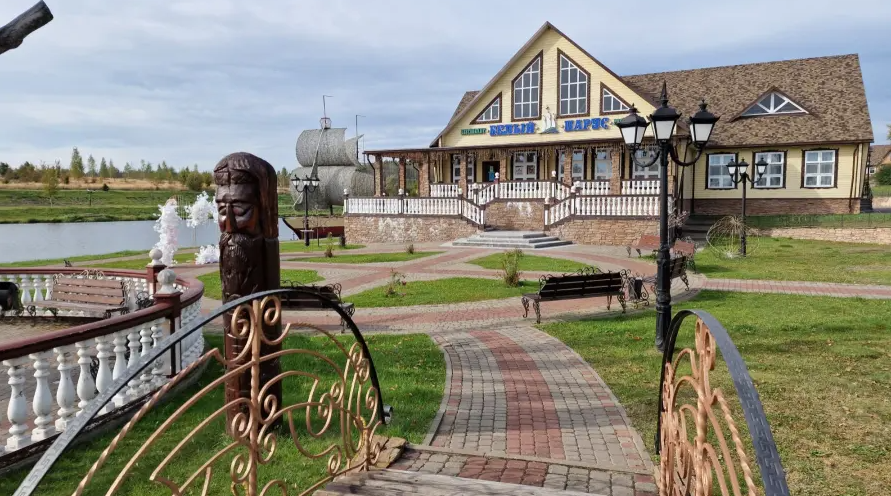 Николаевские пруды красивый вид.png Николаевские пруды красивый вид.png