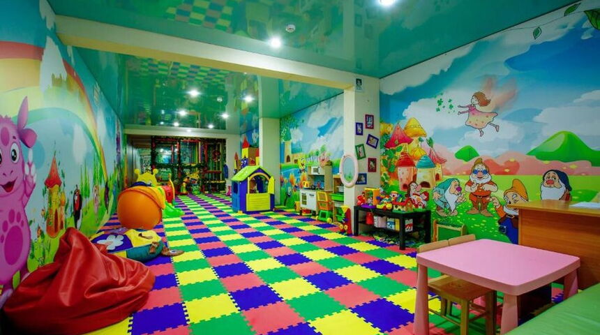 Отель Голден Кидс игровая комната.jpg