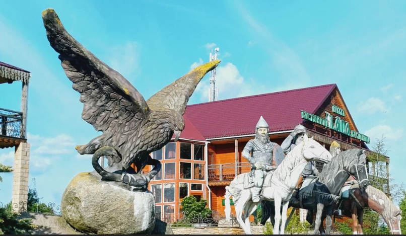 Николаевские пруды возле гостиниц.png Николаевские пруды возле гостиниц.png