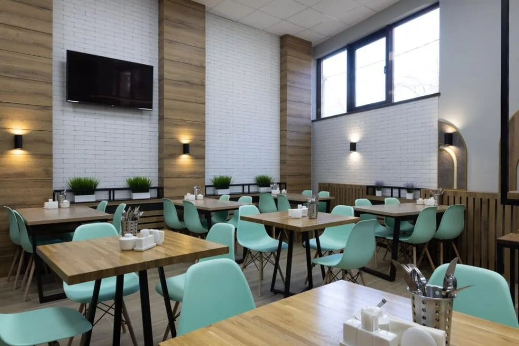 Отель Атлант SKY в Красной поляне ресторан вид сбоку.jpg