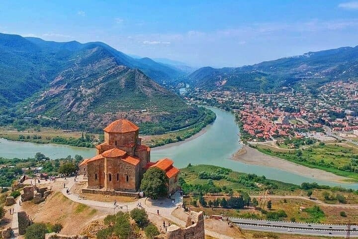 Джвари, Мцхета.jpg Джвари, Мцхета.jpg