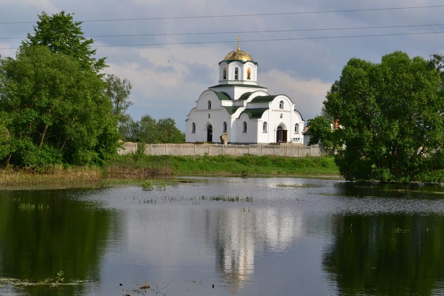 Вознесенский монастырь, Боркалабово вид через реку.jpg