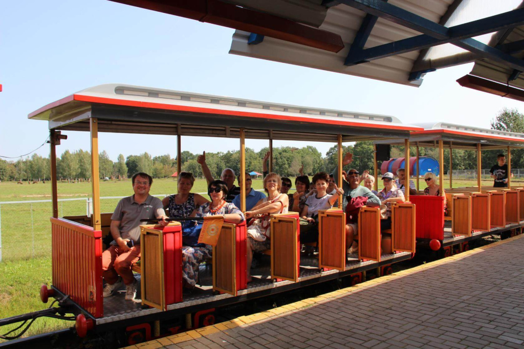 14. катание на паровозе.jpg 14. катание на паровозе.jpg