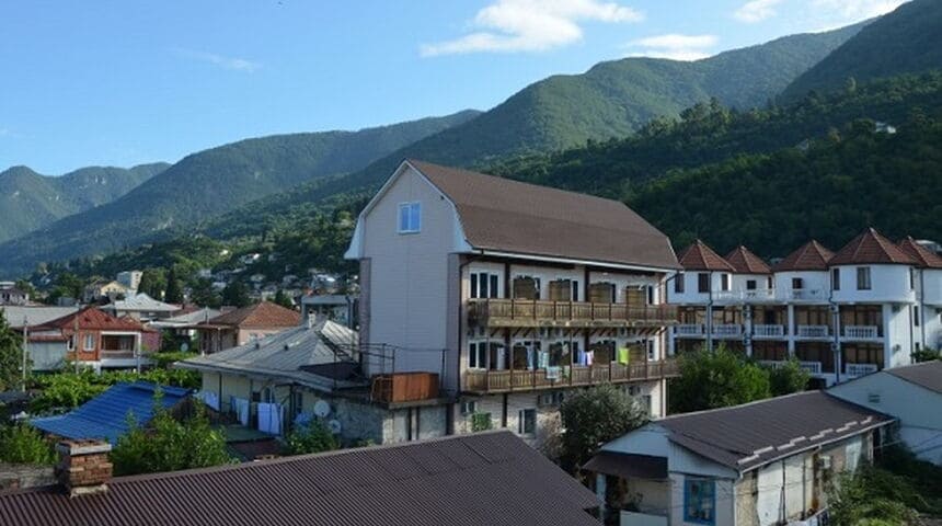 Отель Ашамта в Гагра , вид из отеля.jpg Отель Ашамта в Гагра , вид из отеля.jpg