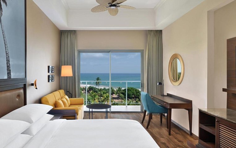 Sheraton Kosgoda Turtle Beach Resort 5 номер с двуспальной кроватью вид на море.jpg