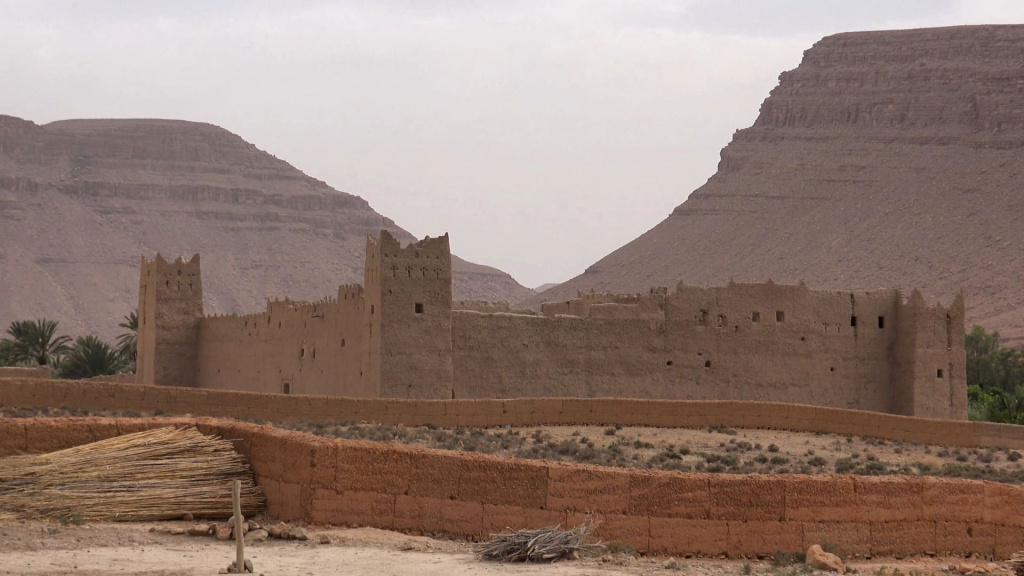 Эрфуд – ворота в пустыню.jpg