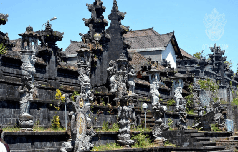 храм Пура Бесаких , Бали.png храм Пура Бесаких , Бали.png