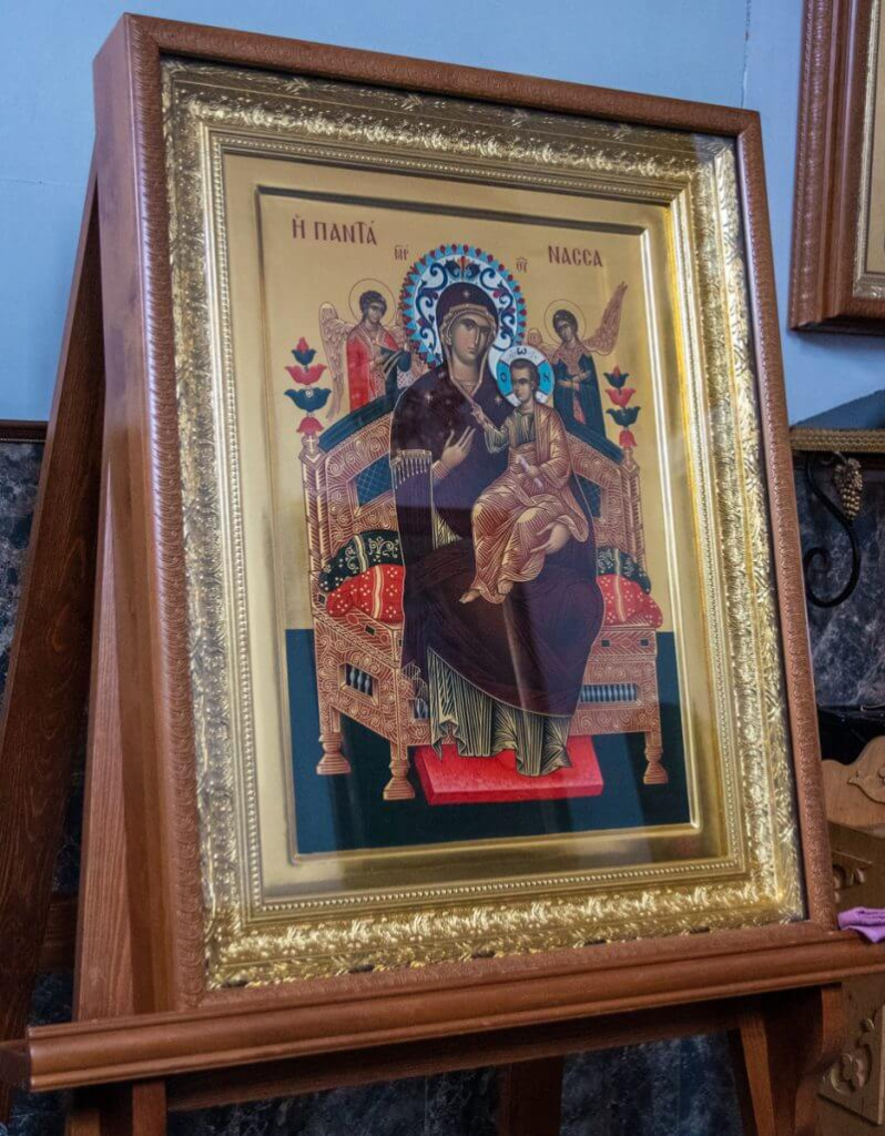 Святовоскресенский собор- Икона Божьей матери Всецарица.jpg