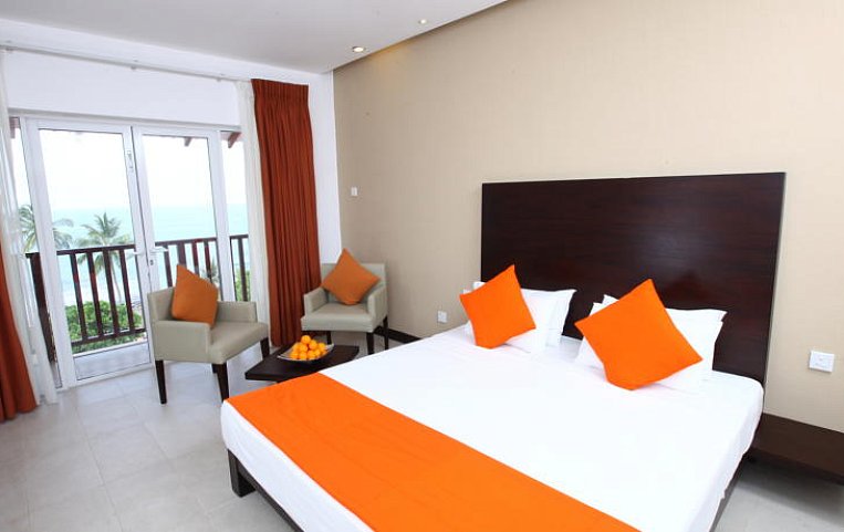 Citrus Hikkaduwa 4 номер с двуспальной кроватью.jpg Citrus Hikkaduwa 4 номер с двуспальной кроватью.jpg