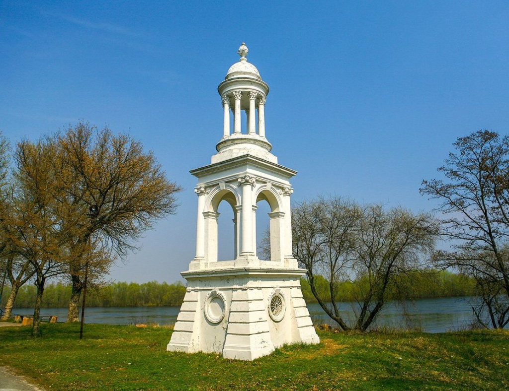 Наровля парк.jpg