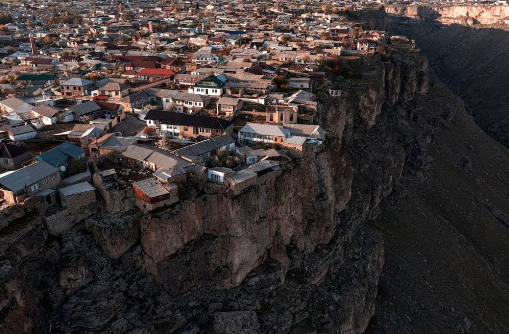 Село Хунзах , Дагестан.jpg Село Хунзах , Дагестан.jpg