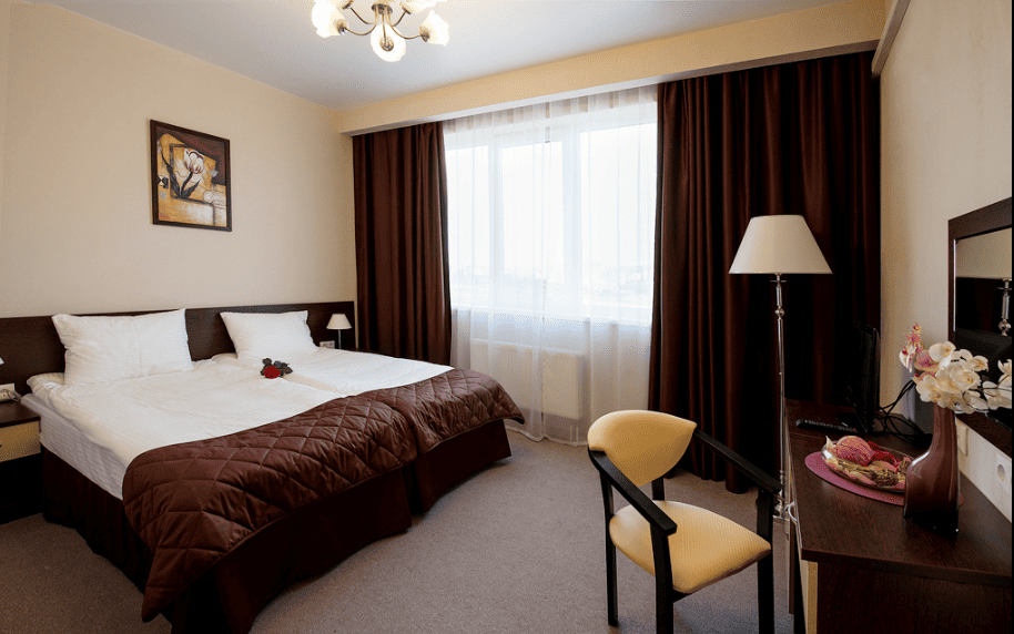 Гостиница Бархатные сезозоны- номер с двуспальной кроватьюng.png