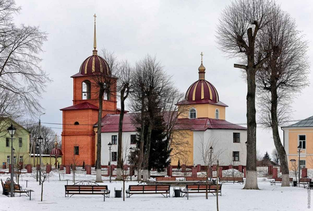 Новогодний Мстиславль фото храма.jpg