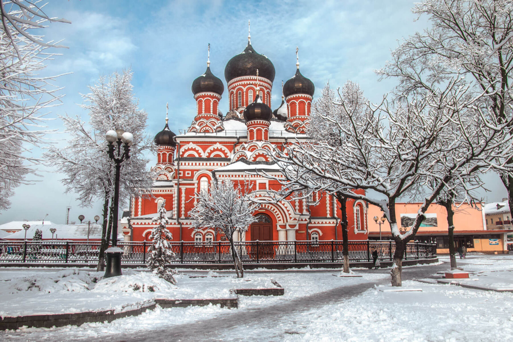 святовоскресенский кафедральный собор.jpg