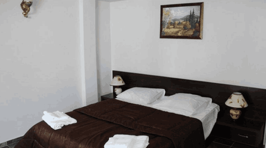 Отель National Грузия , номер с двуспальной кроватью.png Отель National Грузия , номер с двуспальной кроватью.png