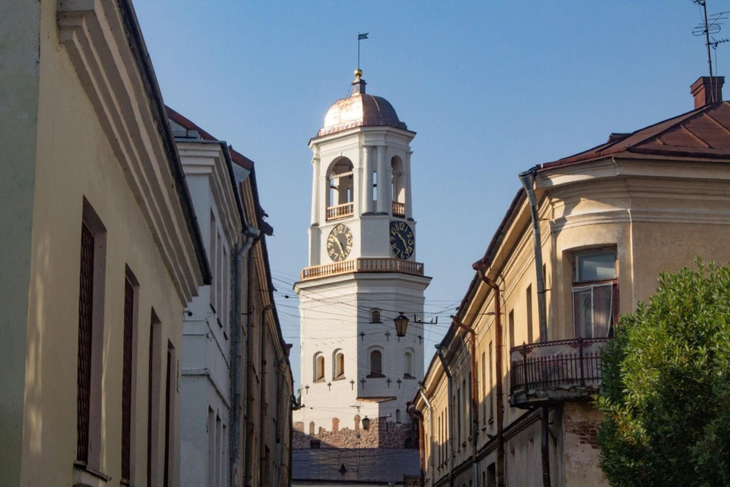 часовая башня , выборг.jpg