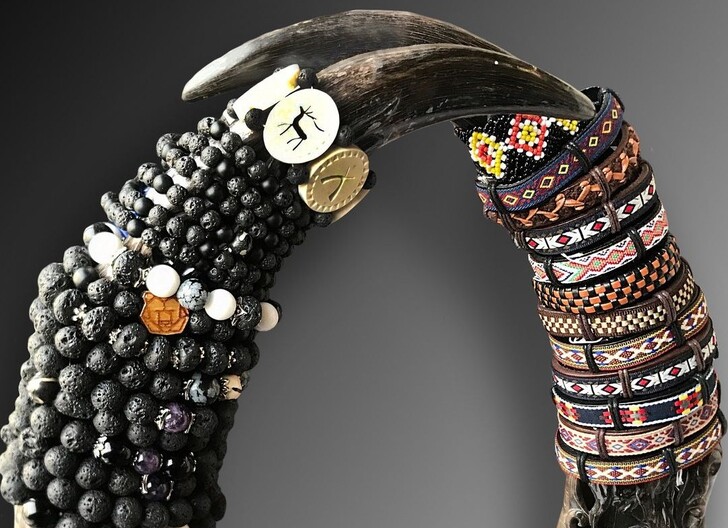 Украшение из обсидиана , Камчатка.jpg