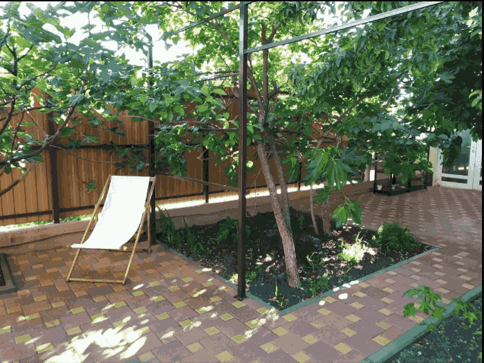 Гостевой дом Черноморский ковчег- вид на кресло на террасе_4.png